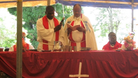 The national bishop and his assistant lead opening worship at the Synode General.
